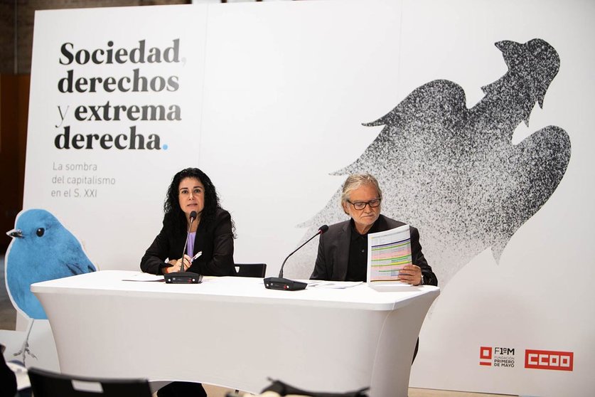 Ana García Alcolea, secretaria general de CCOO PV y Fernando Lezcano, presidente de la Fundación 1º de Mayo