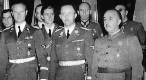 Heinrich Himmler (en el centro) junto a Franco durante su visita a España en 1940. (Foto: Forosegundaguerra.com)