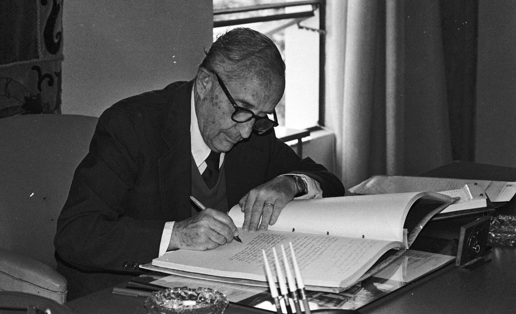 El geógrafo Gonzalo de Reparaz (1901-1984)