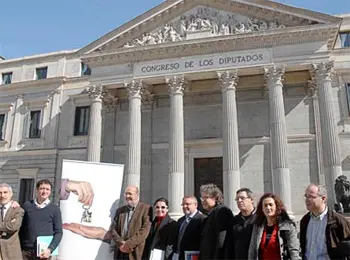iniciativa legislativa popular (ILP) parar modificar la Ley Hipotecaria