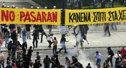 Unos 3.500 polic&iacute;as se han desplegado para evitar incidentes.
