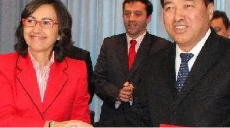 Firma de memor&aacute;ndum entre Rosa Aguilar y Viceministro chino 31 10 11