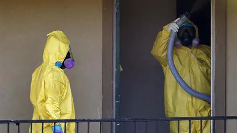 ebola2