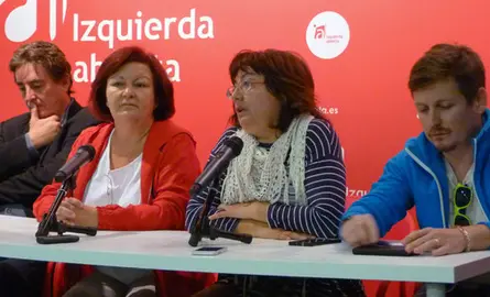 izquierda-abierta