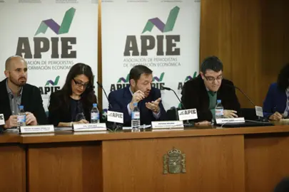 APIE