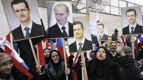 150921111410_putin_assad_pancartas_624x351_ap_nocredit