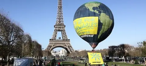 Greenpeace-COP21-globo-renovables