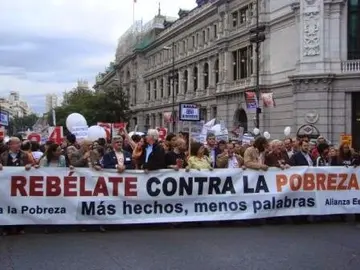 Rebelate_contra_la_pobreza