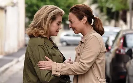 dos mujeres