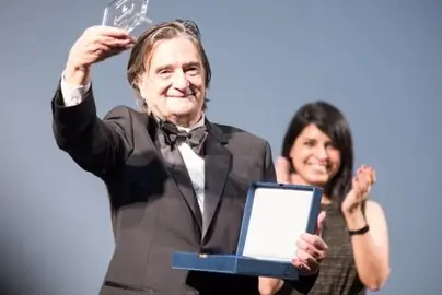 JEAN PIERRE L&Eacute;AUD
