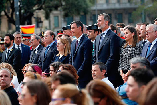 Reis-de-España-Barcelona_primer-aniversario-do-crimen-terrorista_17-08