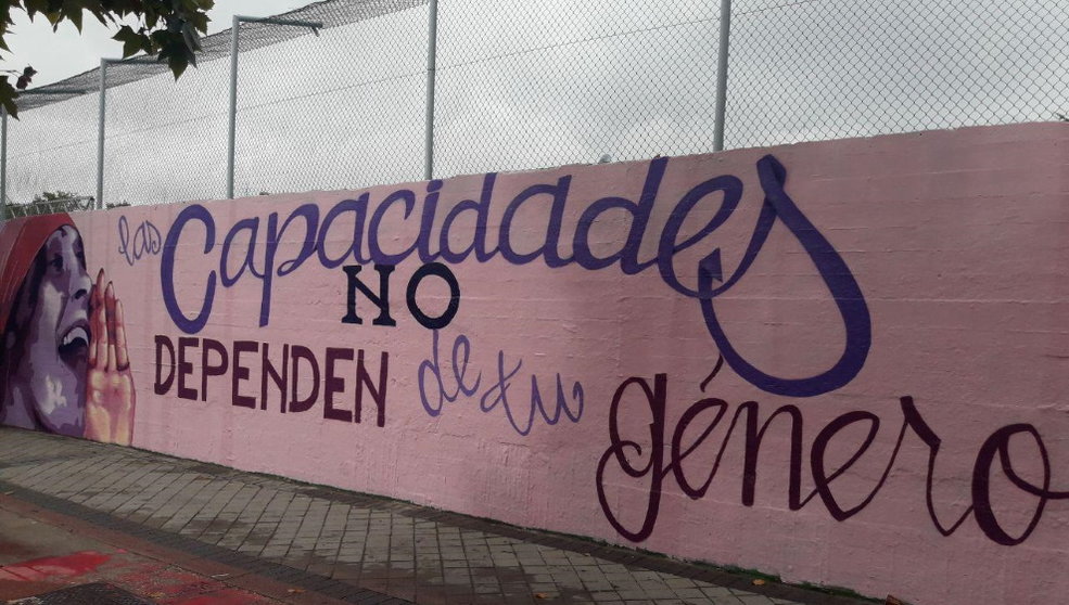 mural feminista barrio concepcion madrid 5