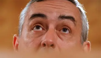 carlos oca&ntilde;a