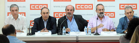 Los representantes del profesorado en una rueda de prensa este jueves en Madrid. (Foto: Fran Lorente -CCOO-)