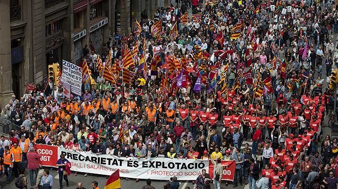 manifestacion-del-dia-internacional-del-trabajo-barcelona-1430490210653