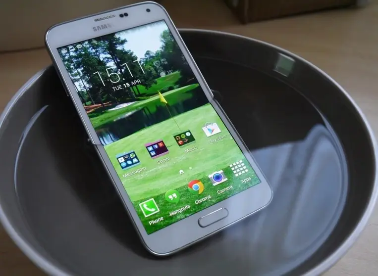 Galaxy-S5-IP