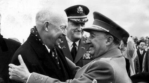 Eisenhower-franco-1959-kUwD--510x286@abc