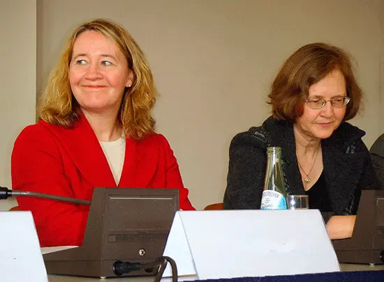 elizabeth-blackburn-carol-greider-excelente-colaboracion-biologas-merecio-nobel-2009-4