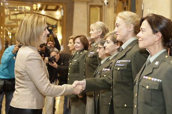 cospedal mujeres ejercito