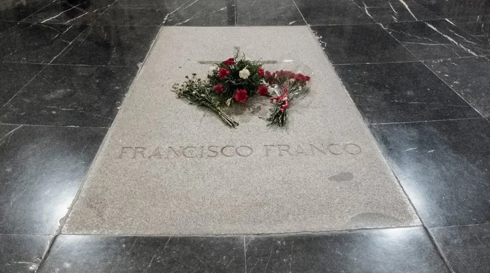 tumba franco