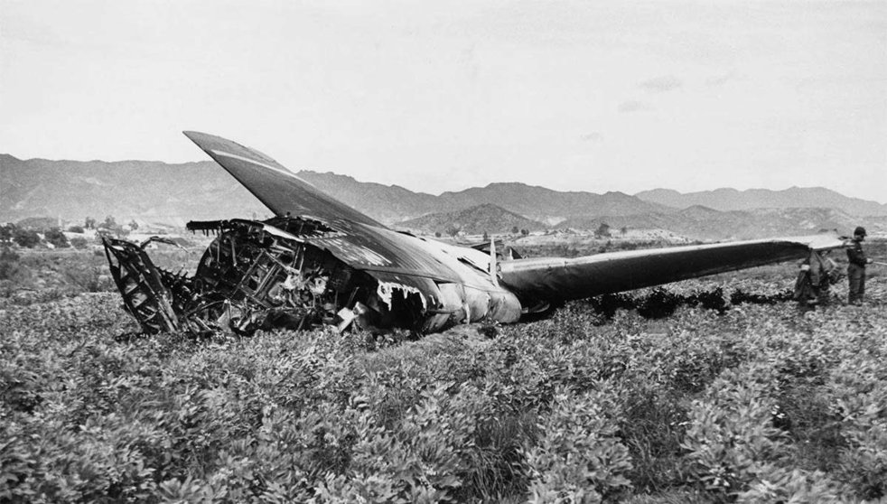 Los restos de un avión estadounidense que se estrelló sobre Palomares, en España, en 1966 Credit...Kit Talbot