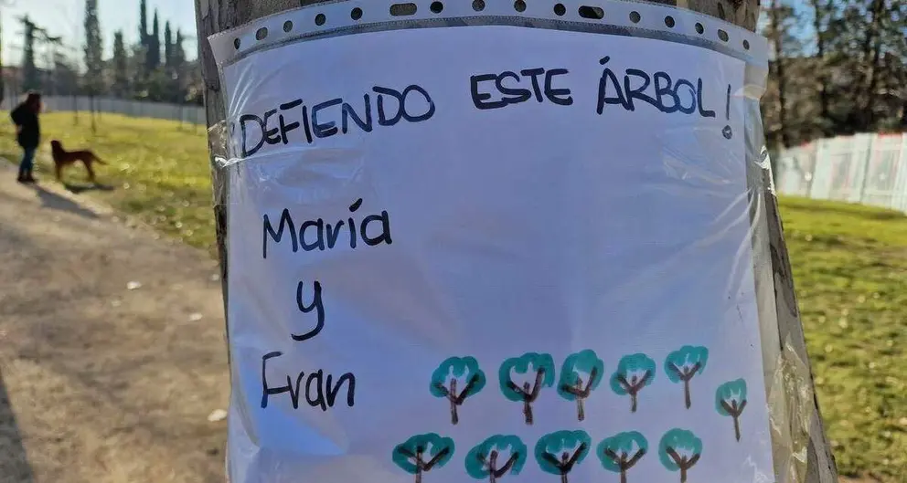 Cartel contra la tala de &aacute;rboles en Madrid por la ampliaci&oacute;n de la l&iacute;nea 11 de Metro. (Foto: Ecologistas en Acci&oacute;n)