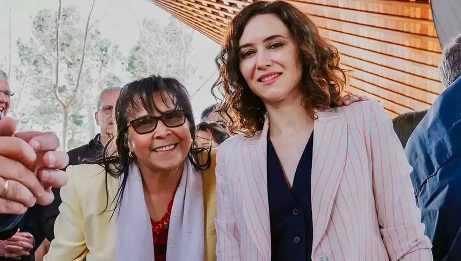 Yadira Maestre, l&iacute;der del Centro Apost&oacute;lico Cristo Viene, en un acto del PP con Isabel D&iacute;az Ayuso