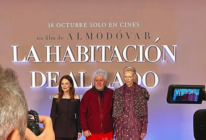 Julianne Moore, Pedro Almod&oacute;var y Tilda Swinton