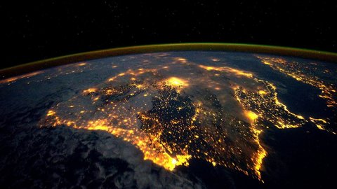 peninsula-iberica-noche-diciembre-2011-desde-ISS-NASA-e1504602496408