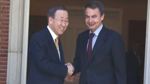 Zapatero recibe a Ban Ki-Mon en La Moncloa