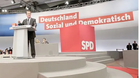 Franz M&uuml;ntefering, en un acto de SPD alem&aacute;n