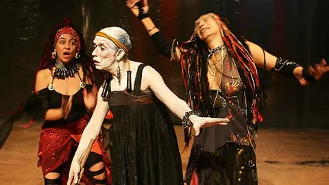 Escena en un festival alternativo de teatro