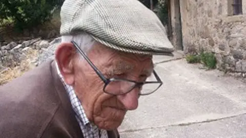 2abuelo-rojo