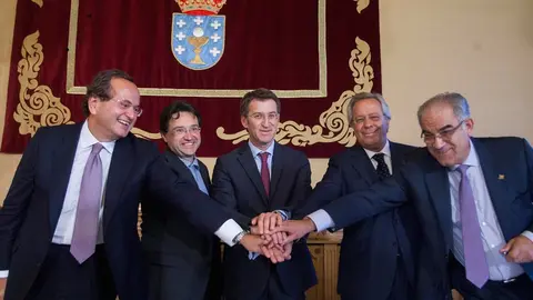 O presidente da Xunta, Alberto N&uacute;&ntilde;ez Feij&oacute;o, asistir&aacute; &aacute; sinatura dos contratos que Pemex subscribir&aacute; co estaleiro Barreras e co estaleiro Navantia, para a construci&oacute;n de dous floteis, un nas instalaci&oacute;ns de Vigo e outro nas instalaci&oacute;ns de Ferrol. No Pazo de Raxoi. 

foto xo&aacute;n crespo
19/09/12