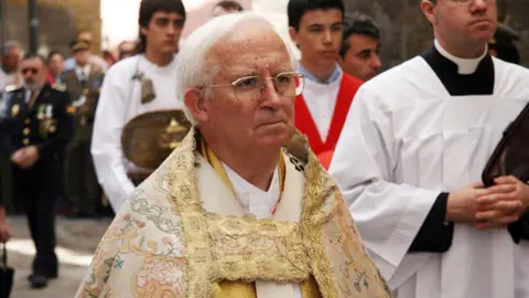 CA&Ntilde;IZARES