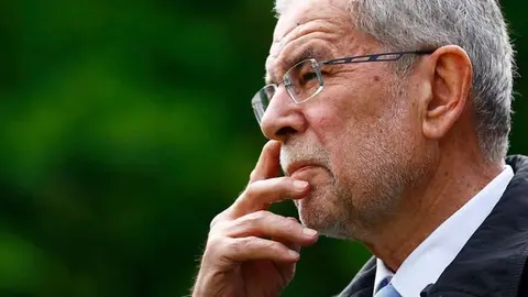 Alexander-Van-Bellen-ultraderecha-Austria_126998410_5379312_640x360