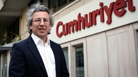 PERIODISTA TURQUIA