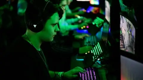 GAMER
