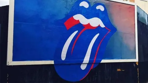 BLUE & LONESOME
