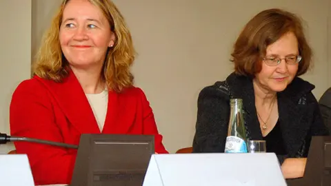 elizabeth-blackburn-carol-greider-excelente-colaboracion-biologas-merecio-nobel-2009-4