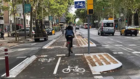 Ir-en-bicicleta-a-trabajar-disminuye-el-estres-hasta-el-52_image_380