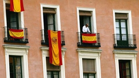 banderas balcones