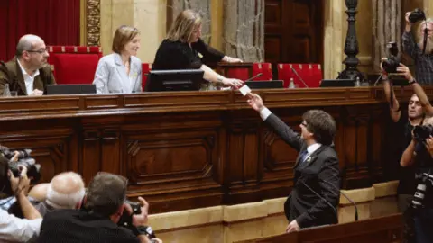 parlament independencia3