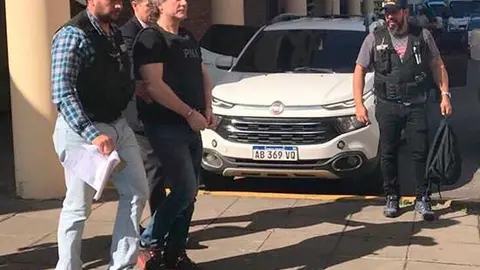 boudou-esposado