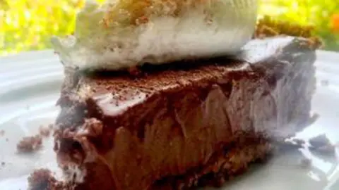 Parfait-de-chocolate-crujiente-con-cremoso-de-cacahuete-300x300