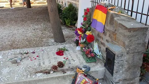 tumba-de-antonio-machado