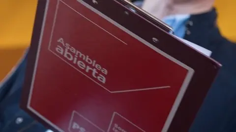 asamblea abierta PSOE