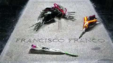 tumba franco