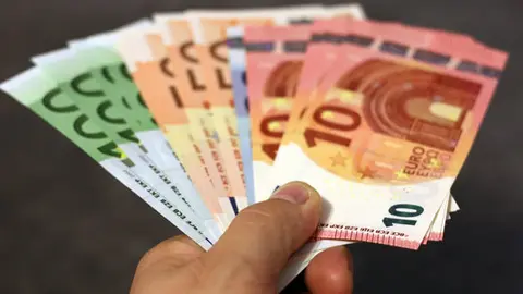 money-1005464_1280b