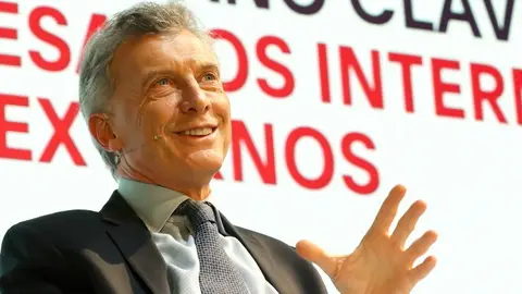MAURICIO MACRI 1140 420